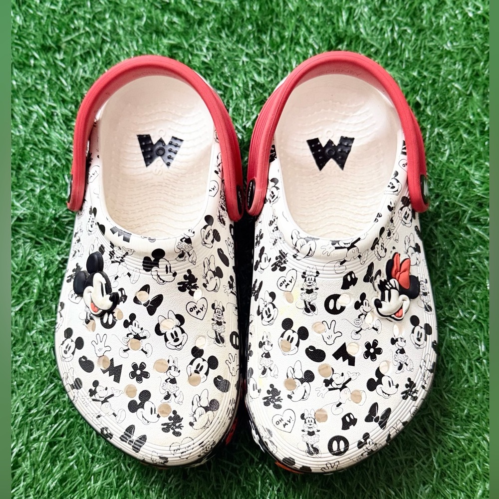 Crocs Disney‎ Kids Clogs - Red & White Mickey Mouse Size C-12